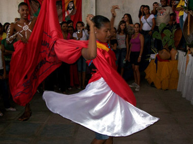 Várzea da Roça sedia o DNJ 2009 e reúne cerca de 3 mil jovens