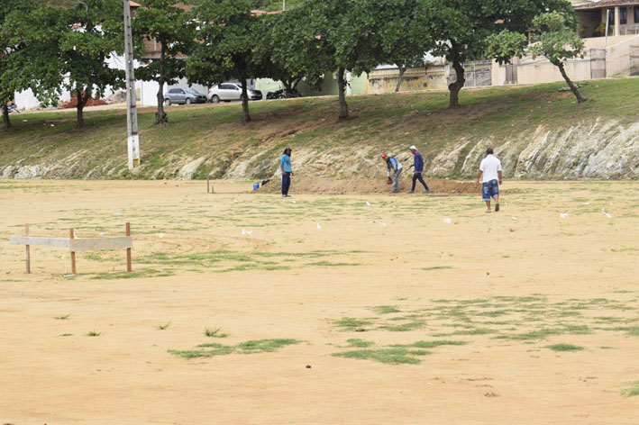 Iniciada a construção da Praça da Juventude em Baixa Grande