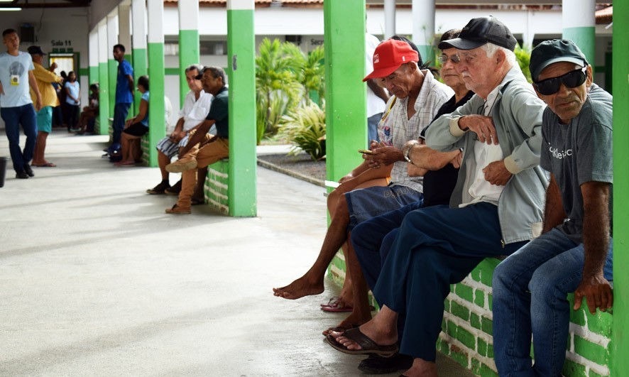Apesar de defeito em uma urna, votação transcorre bem tranquila em Baixa Grande – BA