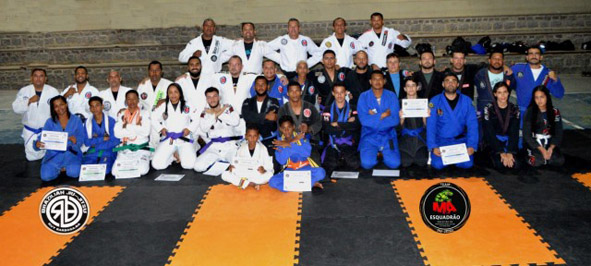 Equipe Esquadrão MA de Macajuba de e Nova União de Ruy Barbosa realizou o exame de faixa de Jiu-jitsu