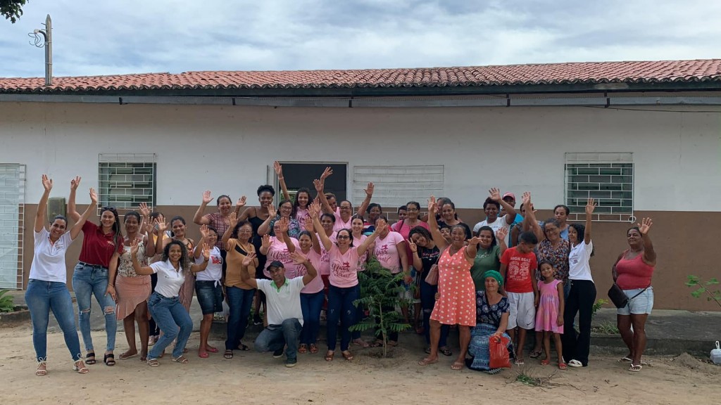 Costurando futuros | Instituto Agrovida proporciona intercâmbio de agricultores de Mairi e Capim Grosso