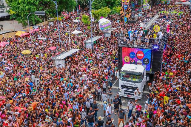 6% de testes para covid-19 deram positivo até a segunda-feira (20), na tenda montada para o Carnaval