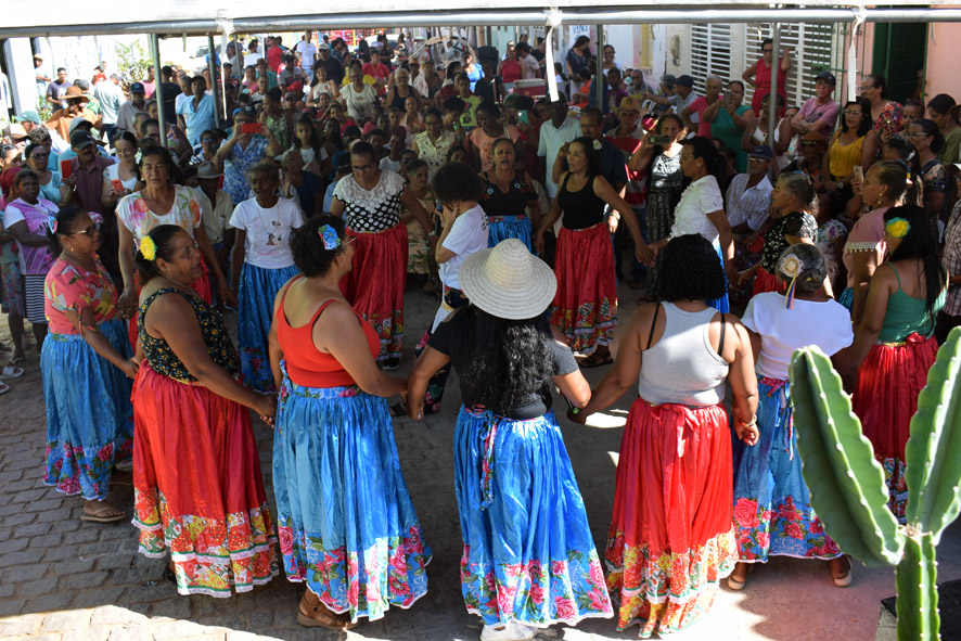 Com memórias, artesanatos e samba, Sindicato dos Trabalhadores Rurais de Baixa Grande celebrou 39 anos