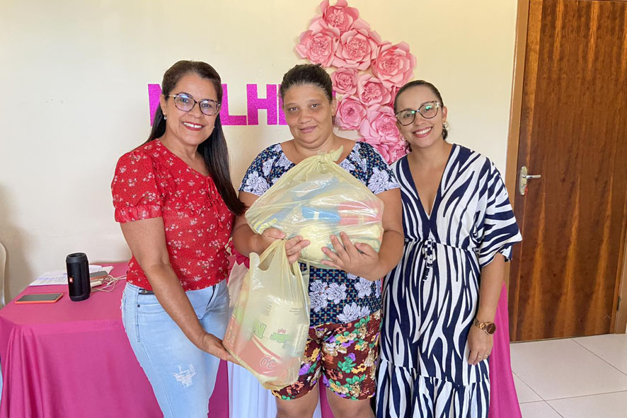 Secretaria de Assistência Social realiza ação de doação de alimentos em Capela do Alto Alegre