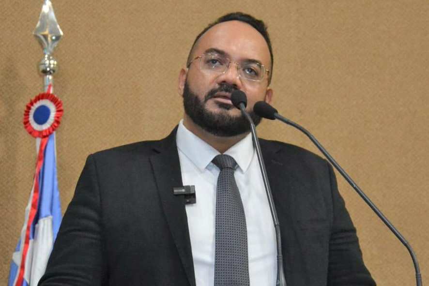 Leandro de Jesus defende punição para ocupantes ilegais de propriedades