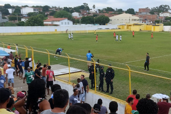 No sufoco Seleção de Macajuba vence Baixa Grande e se classifica para próxima fase da Copa Intervale