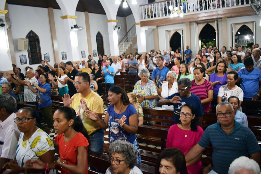 Paróquia de Baixa Grande celebrou a missa de Lava-pés na quinta-feira santa