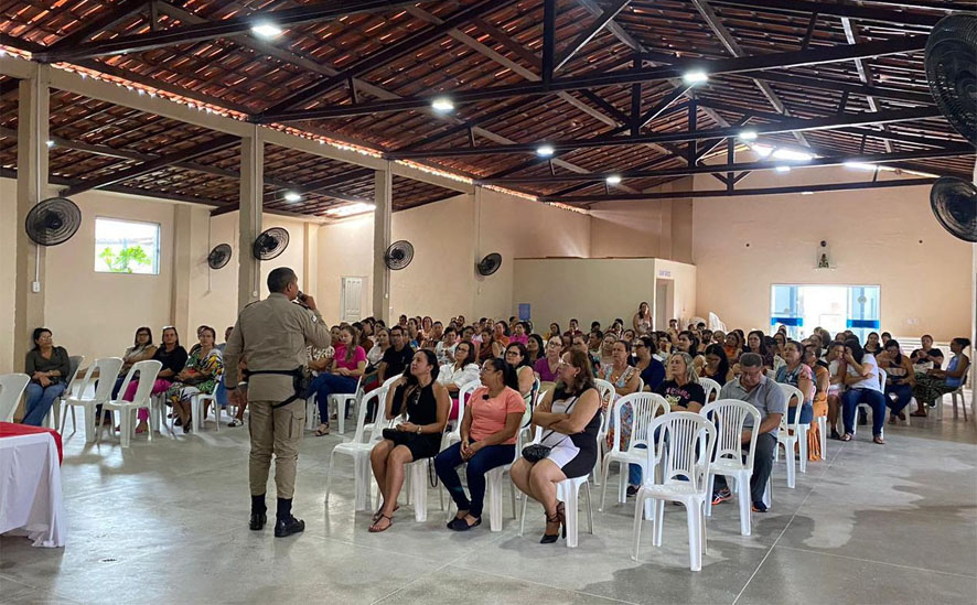 Secretaria de Educação promove palestra sobre segurança nas escolas em Capela do Alto Alegre