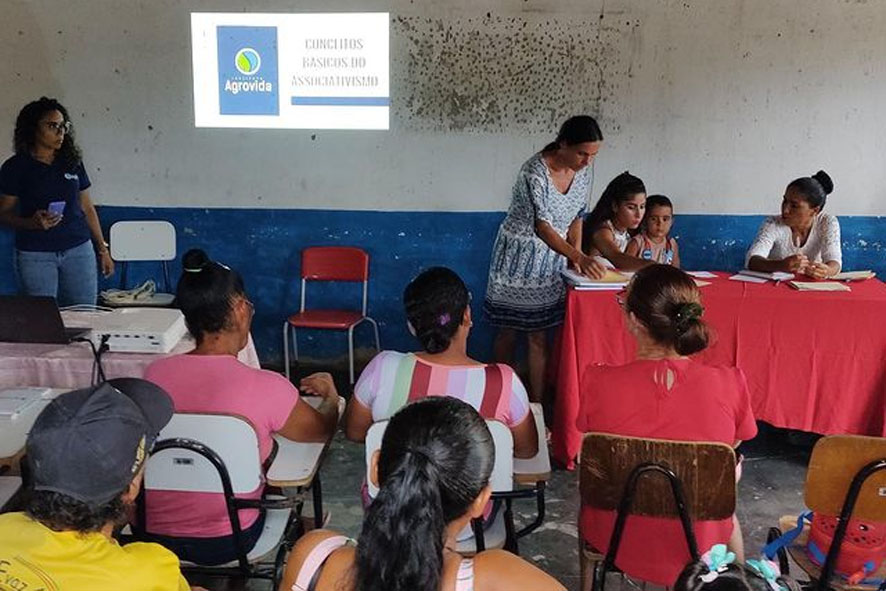 Nosso fim de semana foi de muito diálogo com os agricultores e agricultoras familiares dos municípios de Baixa Grande e Mairi