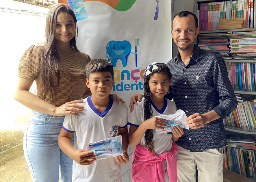 Prefeitura de Capela do Alto Alegre leva o Projeto Criança Sorridente ao povoado do Bispador