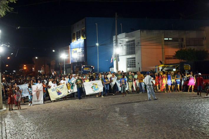 Caminhada abre a Festa da Padroeira 2023 em Baixa Grande