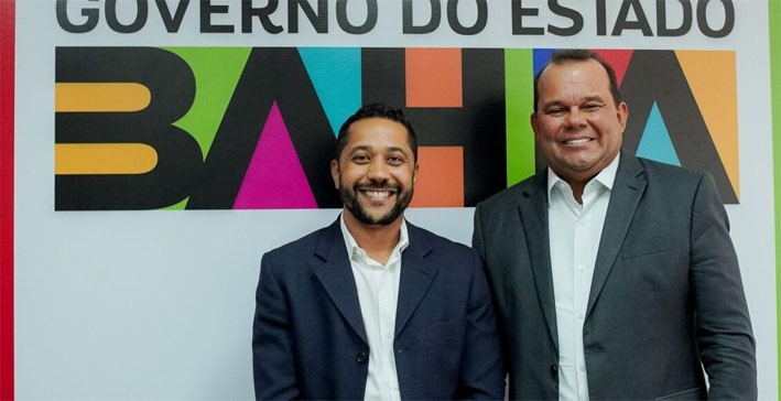 Esaú confirma sua pré-candidatura à prefeitura de Riachão com apoio do vice-governador