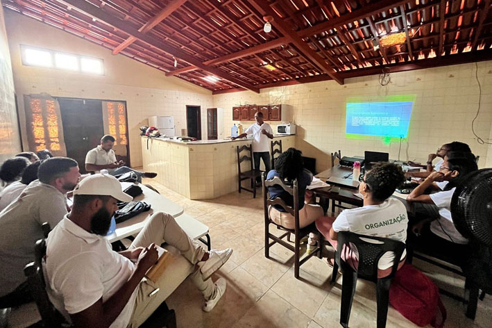 Instituto Agrovida promove formação em Mandiocultura em Cruz das Almas