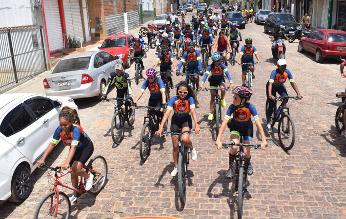 1ª Volta Ciclística do Grupo Chama na Catraca envolve dezenas de ciclísticas de Baixa Grande e região