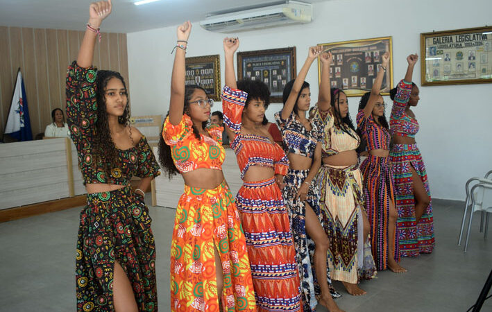 Câmara de Baixa Grande promove Sessão Solene em homenagem ao Dia Internacional das Mulheres