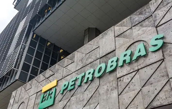 Petrobras: ações desabam até 10% e estatal perde mais de R$ 52 bi de valor de mercado