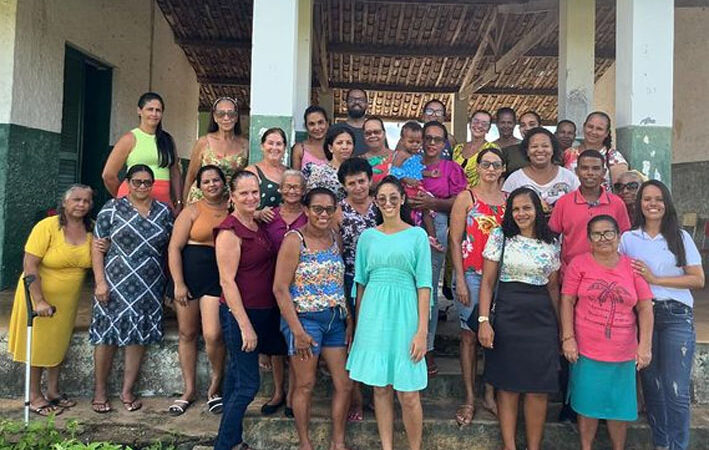 Giro nas Comunidades | Equipe do Instituto Agrovida participa de reuniões de associações em Italegre e Aldeia, comunidade Rurais em Baixa Grande