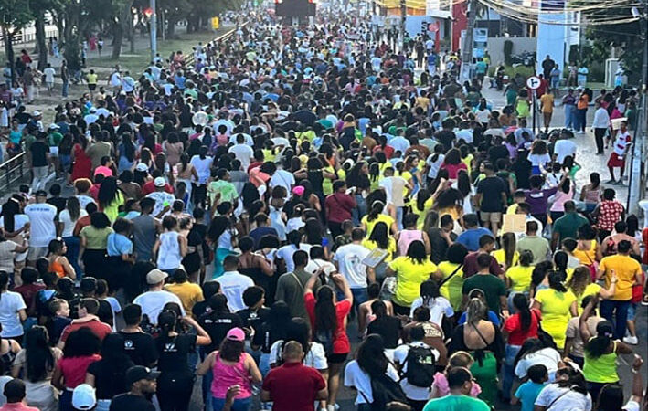 Louvor e adoração marcam a Marcha para Jesus 2024 em Feira de Santana
