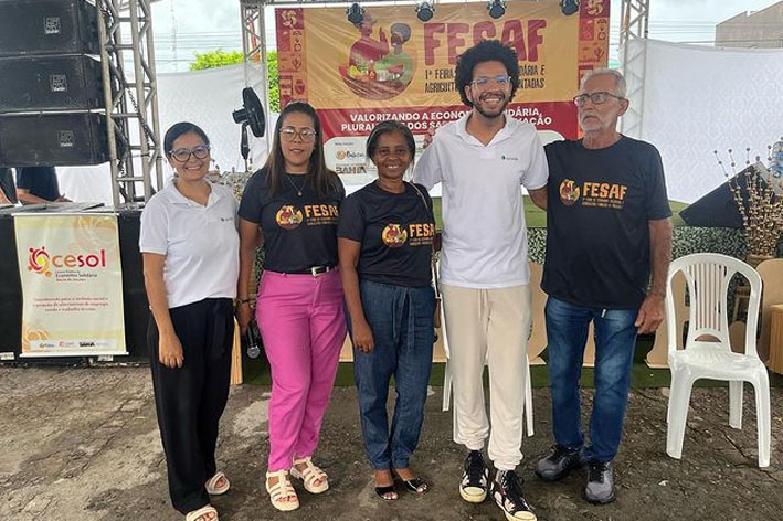 Instituto Agrovida faz presente na 1ª Feira da Economia Solidária e Agricultura Familiar de Pintadas