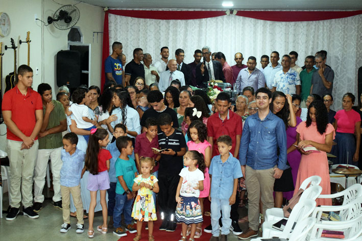 Assembleia de Deus em Baixa Grande teve uma noite especial com culto para jovens em Italegre