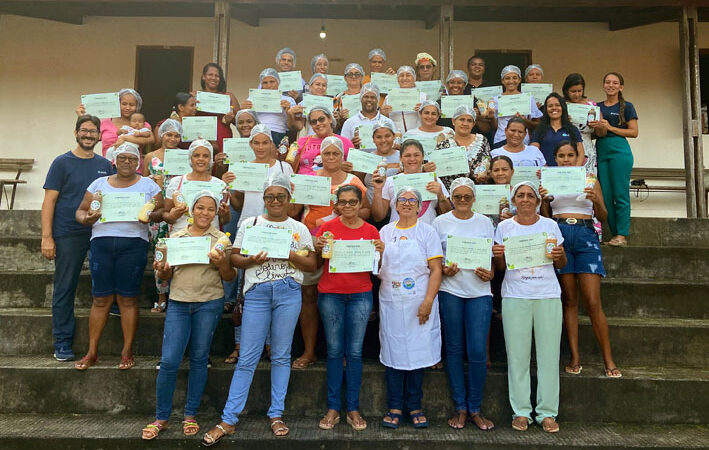 Instituto Agrovida realiza Curso de Produção de Licor em Baixa Grande