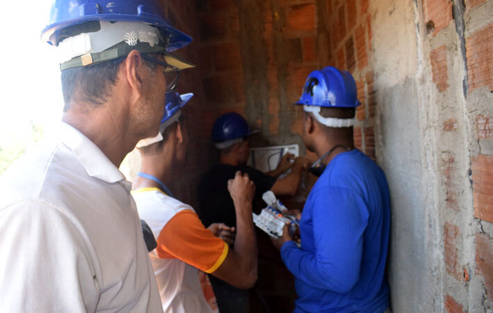 Associação do Morro Pelado é contemplada com Curso de Eletricista Rural oferecido pelo SENAR e Sindicato Rural de Baixa Grande