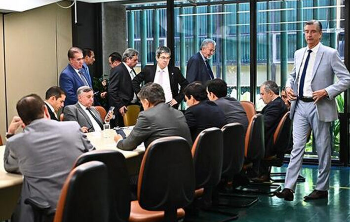 Orçamento: Bolsa Família pode ter um corte de quase R$ 8 bilhões