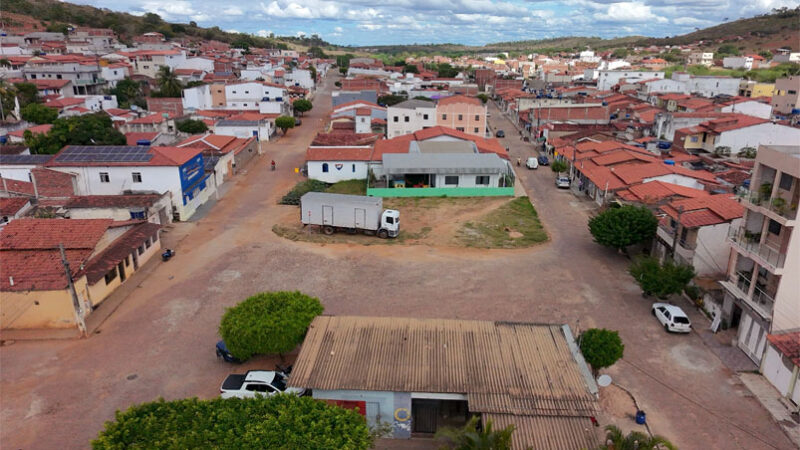 Leis Municipais são sancionadas em Baixa Grande: Praça da Nação passa a se chamar Praça da Bíblia