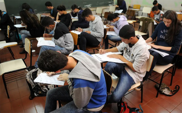 FUNDEB: estados e municípios recebem mais R$ 4,5 bi para educação básica