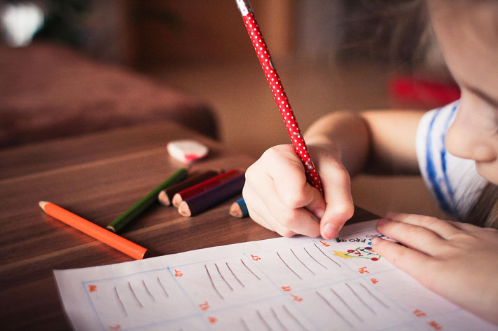 Sancionadas Leis que Concedem 2º Reajuste Salarial aos Servidores da Educação em Baixa Grande
