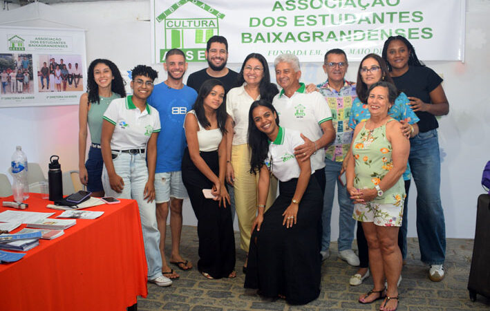 ASSEB monta stand e conta sua história na Festa Literária de Baixa Grande