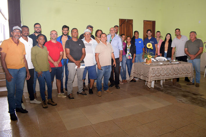 Raiva dos Herbívoros é Tema de Palestra Ministrada pela ADAB e Secretaria de Agricultura de Baixa Grande