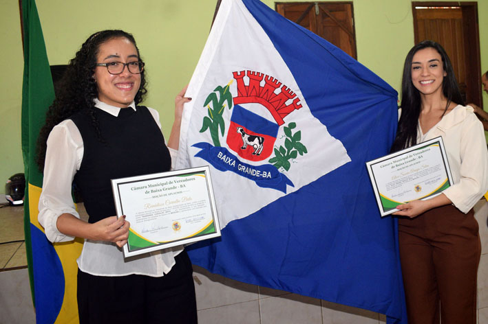 Duas médicas de Baixa Grande recém-formadas recebem Moção de Aplauso da Câmara de Vereadores