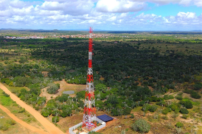 Rádio Jacuípe inicia fase experimental em FM e prepara lançamento oficial