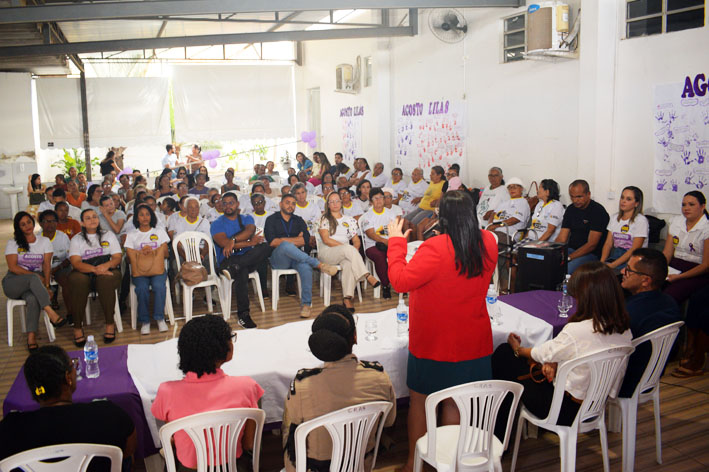 CREAS e CRAS de Baixa Grande promovem palestra especial sobre o combate à violência contra a mulher