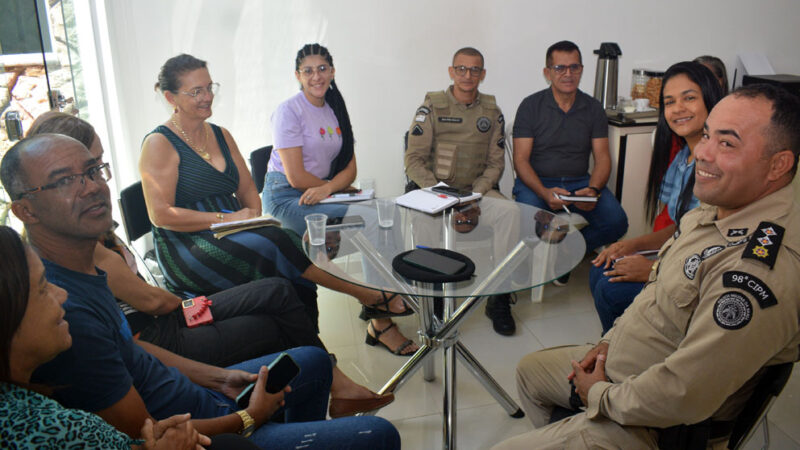 Comandante da 98ª CIPM se reúne com a Secretaria de Educação para início da 2ª etapa do PROER em Baixa Grande
