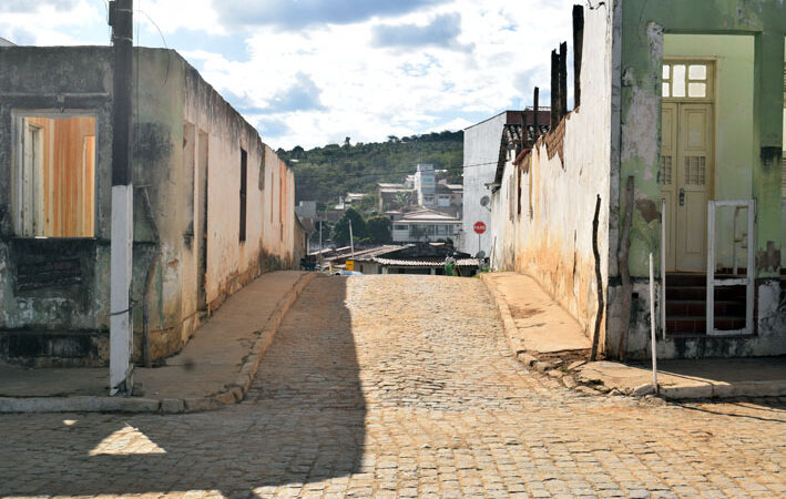 Prefeitura de Baixa Grande libera rua que estava interditada há mais de um mês
