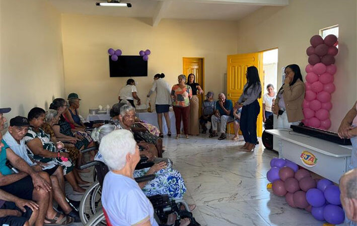 Baixa Grande inaugura espaço do EJAI em parceria com o movimento Bahia 60+ e a Abai