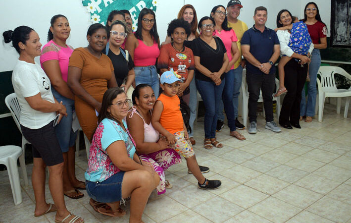 Mães Atípicas se Reúnem com Prefeito e Secretária de Saúde de Baixa Grande