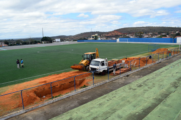 Prefeitura inicia adequações no Estádio para o início do Campeonato Municipal de Baixa Grande