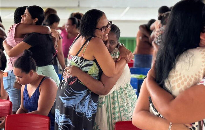 Núcleo de Atendimento Educacional Especializado promove bate-papo com mães e famílias atípicas