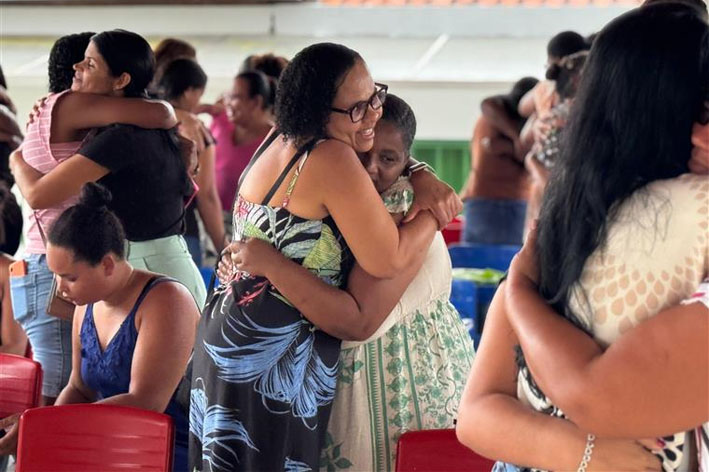 Núcleo de Atendimento Educacional Especializado promove bate-papo com mães e famílias atípicas