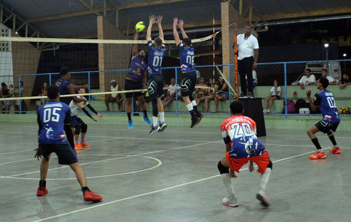 Com 4 jogos, é iniciada a II Etapa da Copa Paraguaçú de Voleibol em Baixa Grande, mais 12 jogos acontece neste domingo