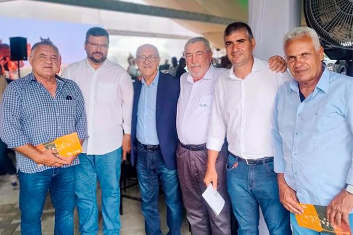 Baixa Grande presente na inauguração do Centro de Excelência em Zootecnia em Feira de Santana