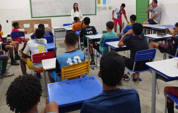 Atletas da Seleção Sub-15 de Baixa Grande participam de treino e palestra com nutricionista