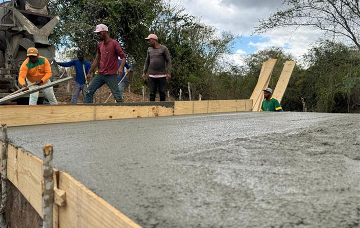 Passagem molhada na região do Caldeirão Encantada em Baixa Grande entra na fase de conclusão
