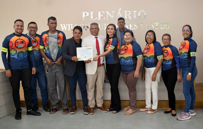 Grupo de Ciclistas recebe Moção de Aplauso pelo 2º Cicloturismo de Baixa Grande
