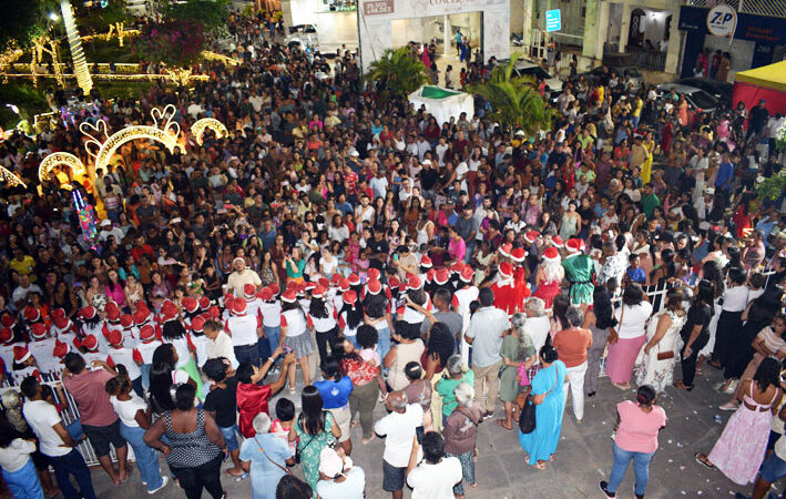 Prefeitura inaugura o “Natal de Luz” em Baixa Grande