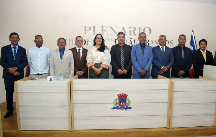 Câmara de Baixa Grande encerra 2º período legislativo homenageando 12 novos cidadãos