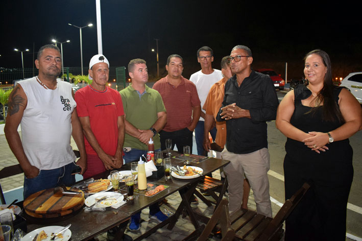 Secretaria de Obras de Baixa Grande promove confraternização com servidores